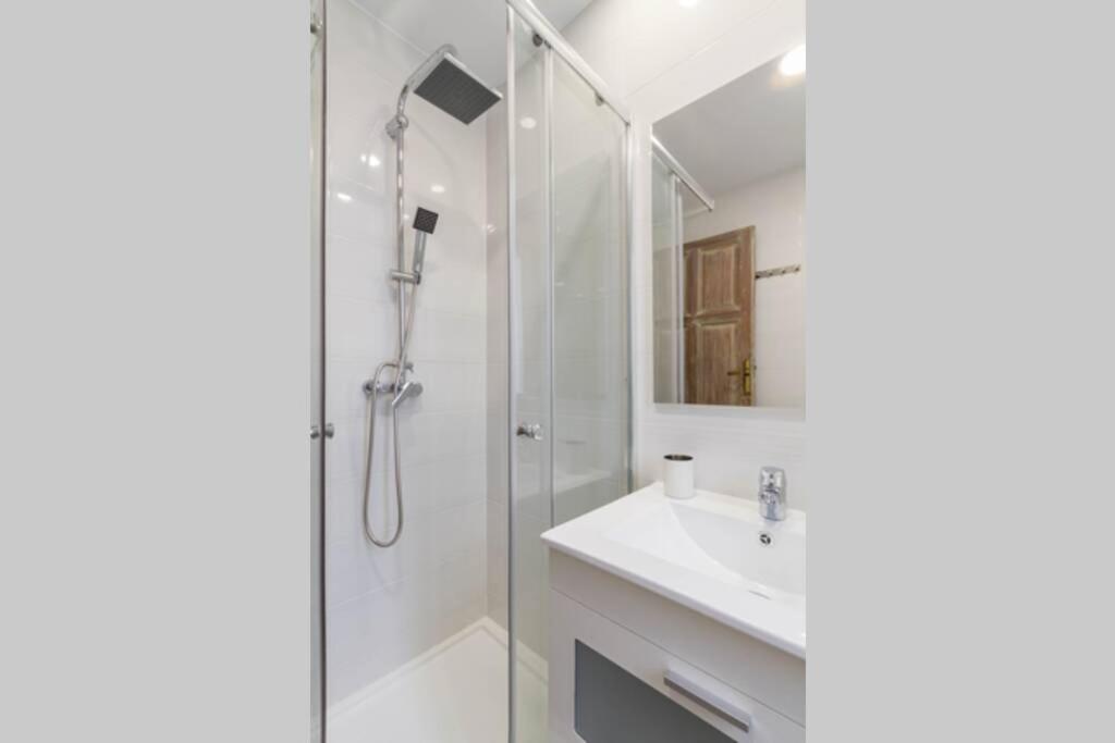 Sensacional Apartamento Junto A Palacio Real By Batuecas Madrid Luaran gambar